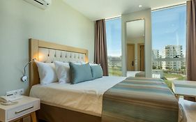 Aska River Suites